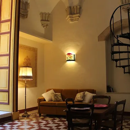 Palazzo Tamborino Cezzi Nyaraló *