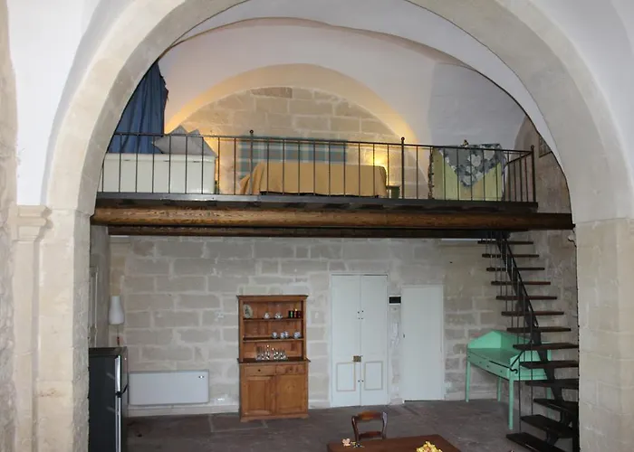 Palazzo Tamborino Cezzi Tatil Evi *