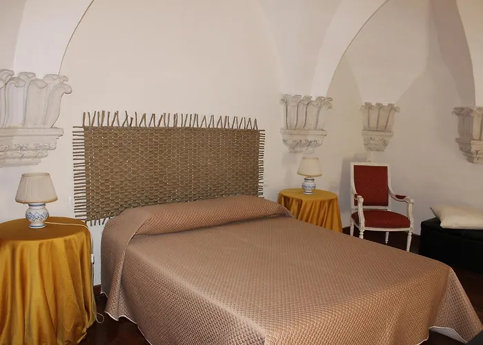 Palazzo Tamborino Cezzi Дом отдыха *