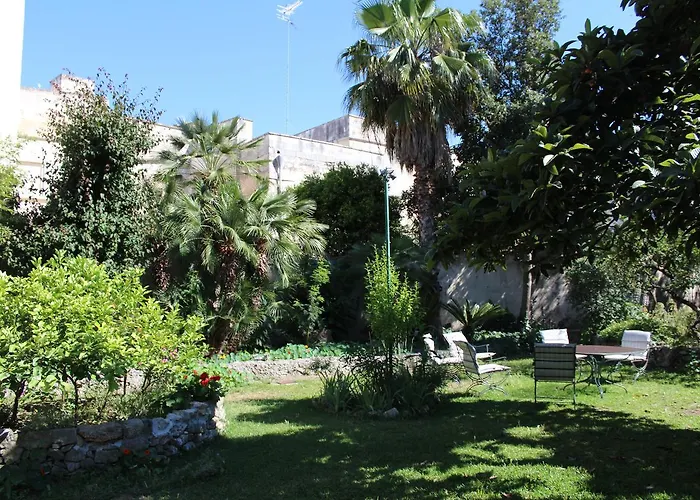 Palazzo Tamborino Cezzi Дом отдыха *