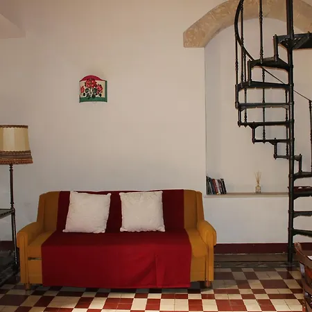 Palazzo Tamborino Cezzi * לצ'ה