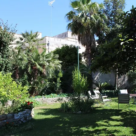 Palazzo Tamborino Cezzi בית נופש *